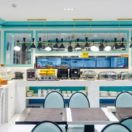 XanaHotel GuangzhouJiahewanggang MetroStation Jinbo Plaza Отели рядом с достопримечательностью «Байюнь»