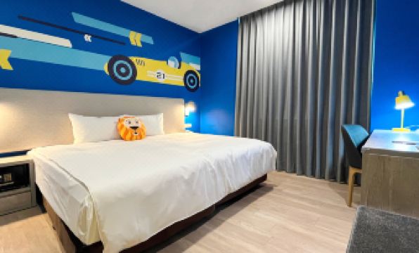 Holiday Garden Hotel SKM Park