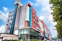 Friday Express Hotels Hotels in Macun District