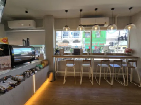拉塔納西里酒店