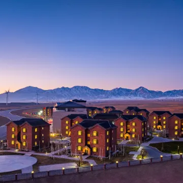 Selim Lake Spruce Resort