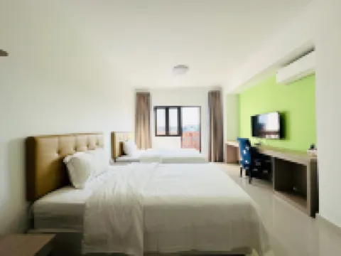 Huayuan Yunhai holiday villa (Heyuan Bavaria manor store)