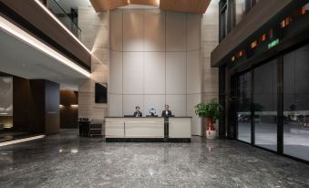 MEHOOD LESTIE HOTEL