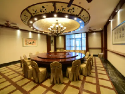 Xinjiang Tiansai Vineyards Co., Ltd Hotels in Yanqi