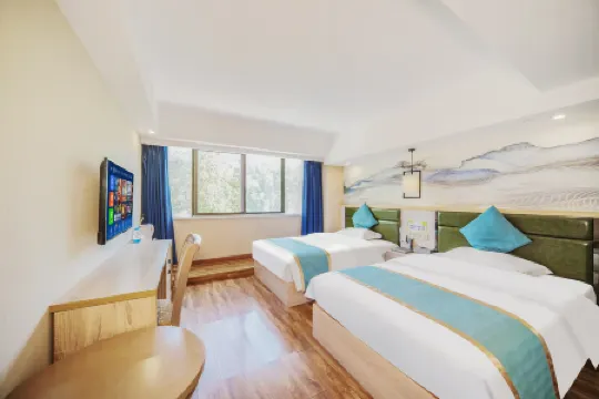 Suining River Language City Hotel