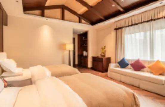 麥阿聰藏式葡萄酒主題酒店（香格里拉獨克宗古城店）