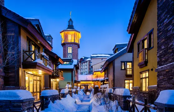 長白山和悦松鼠窩客棧（長白山西景區旅遊服務集散中心店）