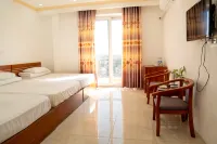 Pha Đin Hotel