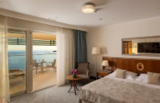 Hotel More
