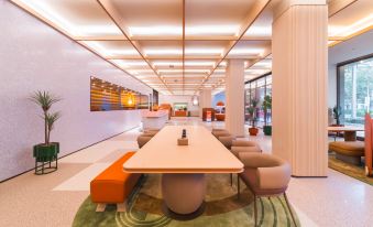Orange Quanzhou Fengze Plaza Tian'an North Road Hotel