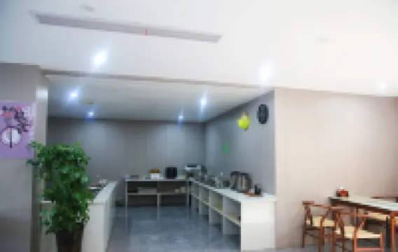 โรงแรมวิจินนา คลาสสิค (หนิงกั๋ว เมืองรัฐบาลทางรถไฟเสฉวน-ทิเบต)
