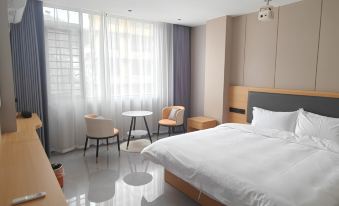 Rongjiang Qiancheng Hotel