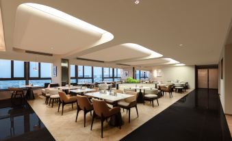 Xiamen Gaoqi Airpor Atour S Hotel( Huli District Government)