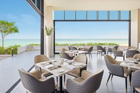 Beach Bay Hotel Mirfa