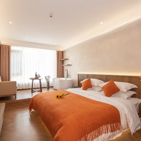 Jiuhuashan Taoyuan Huayin Homestay (On the Jiuhua Mountain)