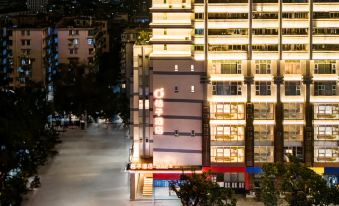 Orange Hotel (Haizhu Square Subway Station Branch, Beijing Road Pedestrian Street, Guangzhou)
