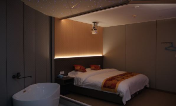 Xinglongxin Business Hotel