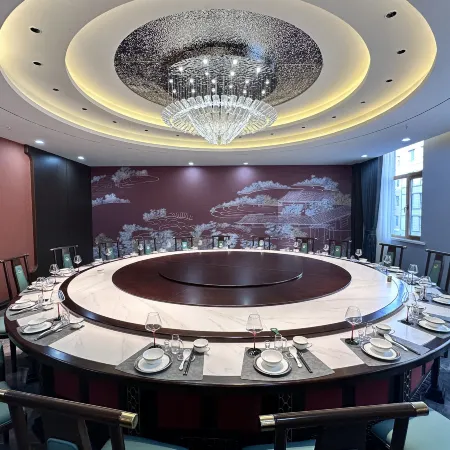 Four Seasons Nabo Hotel