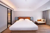 Echarm Hotel (Wuhan Hankou Railway Station Fanhai CBD) Hotels in Wuhan