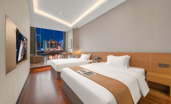 Heyo Hengyue Huasong Hot Spring Resort Hotel (Chongqing Hong Ya Dong)