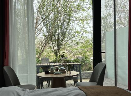 壺口瀑布靜水河居民宿