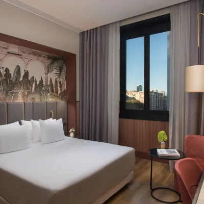إن إتش كوليكشن ميلانو تورينج Hotels near ريبابليكا