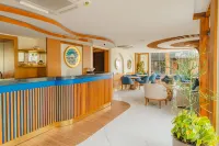 UMET Seaview Hotel with Free Roundtrip Airport Pick up and Drop Off Hotels in Malé