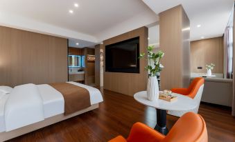 Aipu Zhenxiang Hotel