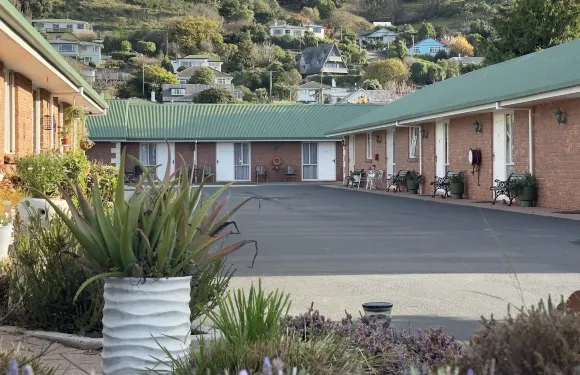 爾舒大使汽車旅館