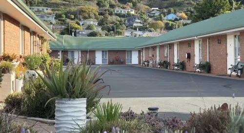 ASURE Ambassador Motor Lodge