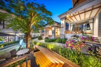 A.Z. Sunrise Resort & Fitness Club Отели в г. Layan