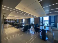 Baolifeng International Business Hotel