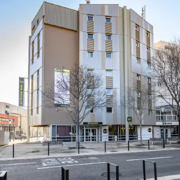 B&B Hotel Nîmes Centre Arènes