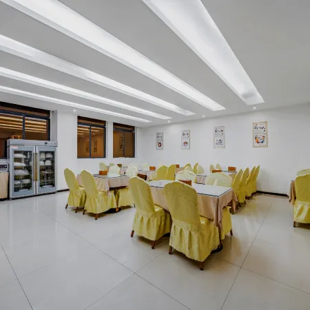Jiulong Hotel (Suiyang Luyuan Plaza Store)