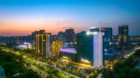 Changxing Taihu Kaiyuan Mingdu Hotel Отели рядом со станцией Changxing Railway Station