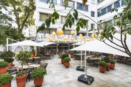 Marina Bay City Center Отели рядом с достопримечательностью «CTM»