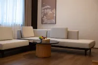 Ninghai Qiantongguzhen Immersing Hotel - balcony
