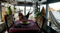 Sabai Sabai Liveaboard Bangkok