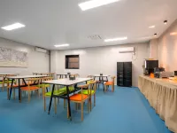 Rulan Themed Homestay Hotels in Yanjin