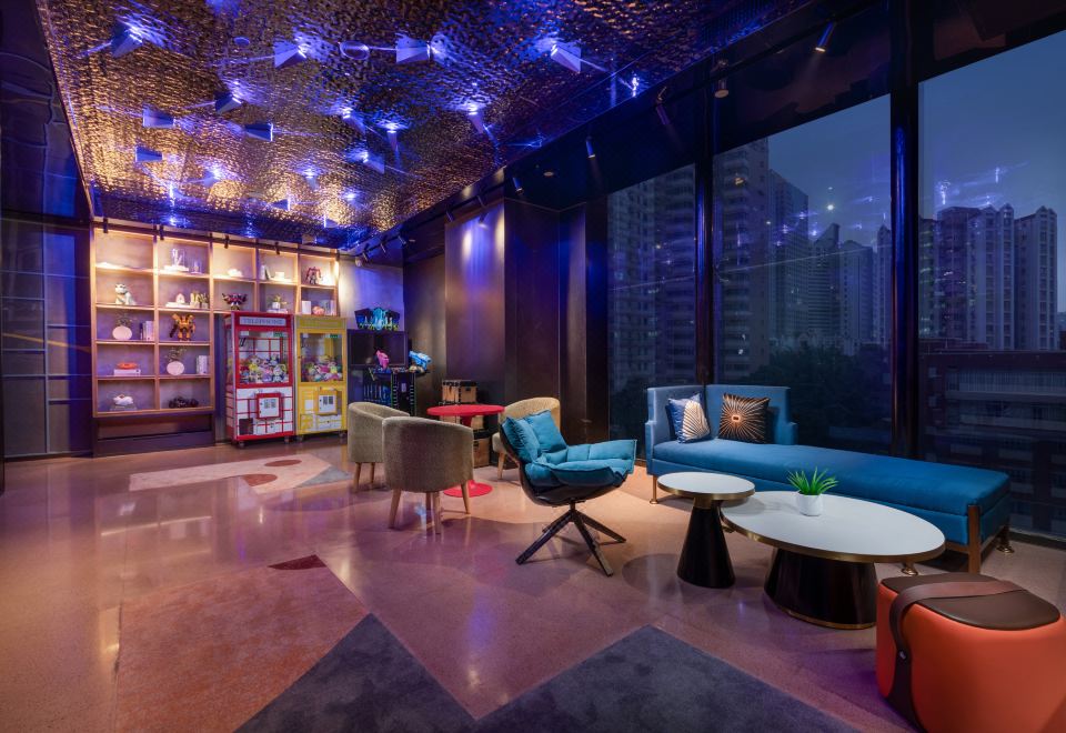 호텔 주변 야경