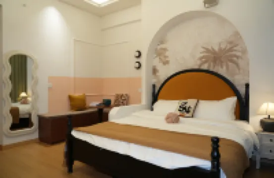 Yunxi Movie-viewing Smart Homestay (Yuzhou Municipal Government Stadium)