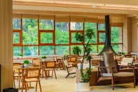 โรงแรมชิงกัง เก๋เต้า หยุนฉี (พื้นที่ทิวทัศน์ชิงกัง หยิงจิง) - พร้อมอาหารเช้า