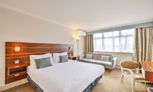 Palms Hotel & Retreat By Palette London Romford