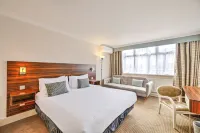 Palms Hotel & Retreat By Palette London Romford - Park Yeri