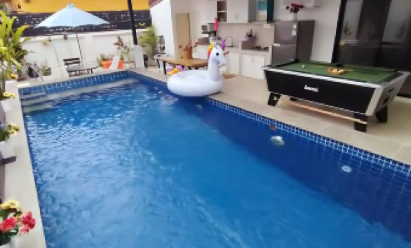 Hunter Hide Pool Villa