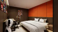 Huanxing Esports Hotel (Jianghan Academy of Art Store)