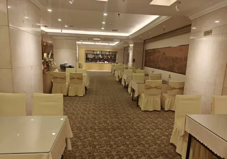 Changzhou Soluxe International Grand Hotel (Qingguo Lane Wuyue Plaza) Отели в г. Чанчжоу