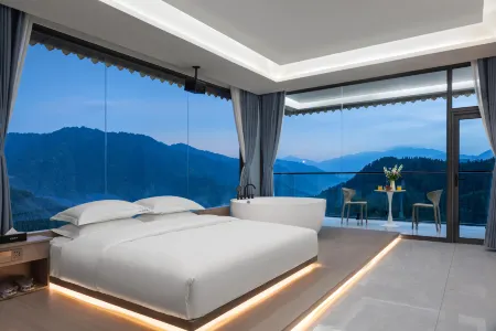 BEAUTIFUL • JOURNEY Cloud Sea Sunset Panoramic Resort Hotel (Longji Terraced Fields Jinkeng Branch) Отели рядом с достопримечательностью «Golden Buddha Peak View Point»