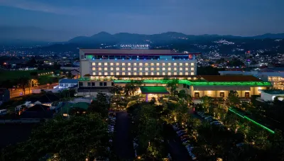 Grand Sunshine Resort & Convention Hotels near Telkom University Lake