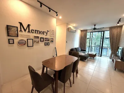 Chic & Cozy Suite @ Galacity